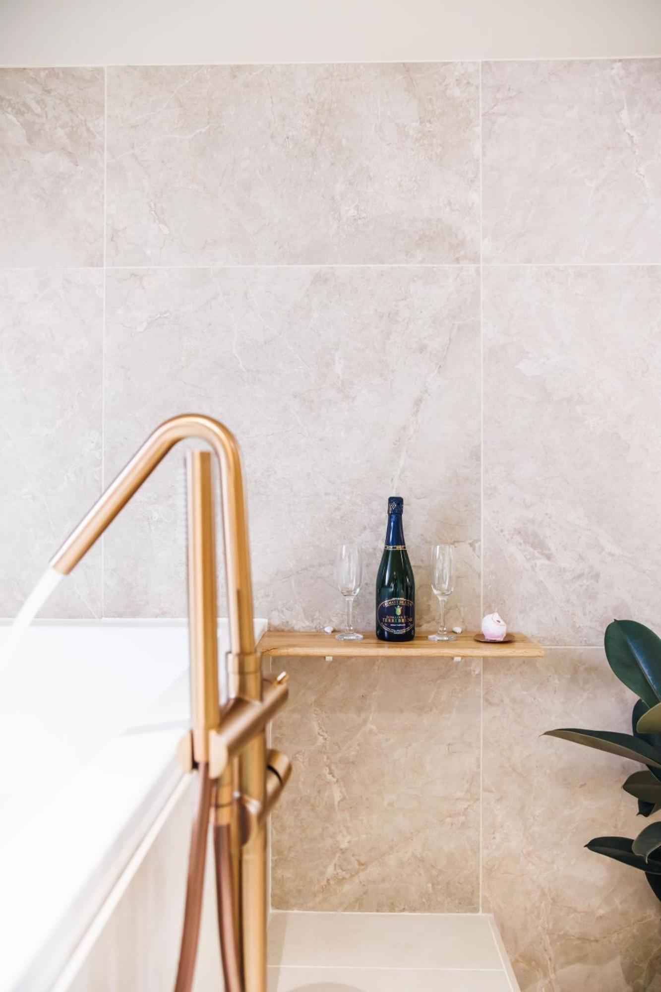 Eden Room - Luxe, Balneo & Sauna Le Mans Luaran gambar